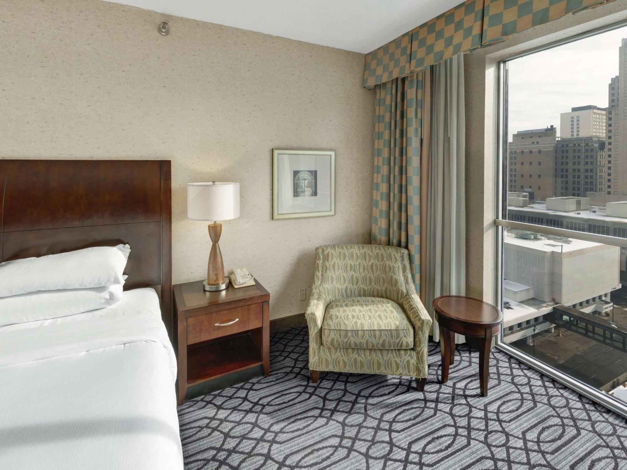 Doubletree By Hilton St Paul Downtown Hotell Saint Paul Exteriör bild